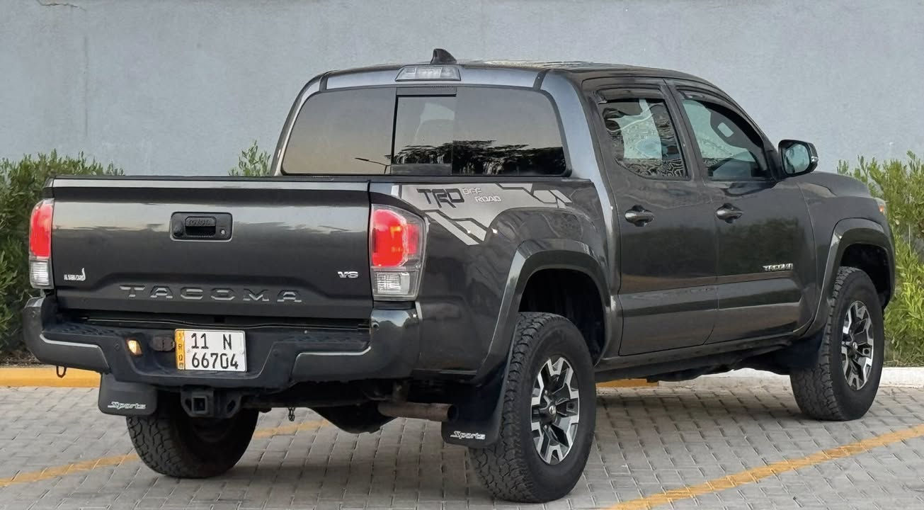 toyota tacoma  2021
تاكوما تي ار دي sr5 2021 ماشية 108 كيلو متر باب طويل بدي قصير المرغوب حادثه من امريكا بنيد وبيها قطع رش كلير من امريكا شرط مكفوله لغد شاصي مواصفات :
-محرك 6 سلندر 3500
-فوريل مع انظمة قيادة
-تغشيل عن بعد
-بصمة ابواب مع بصمة تشغيل
-تبريد بيانو منفصل
-رادار امامي مع جانبي
-شاشة مع كامرة خلفية 
-شاشة معلومات وسطية
-حساسات خلفية
-شاحن لاسلكي
-تحكمات ستيرن 
-جامة بدي كهرباء مع اضائة خلفية
-اشاير بالمرايات
-كرسي كهرباء
-منظومة زينون عالي وناصي
رقم بغداد باسمي هزة وارقام وسنوية جديد سيارة جديده جدا بدون برغي نقص مكاني بغداد حي الجهاد سعر 188 وبيها شي بسيط 
***********
