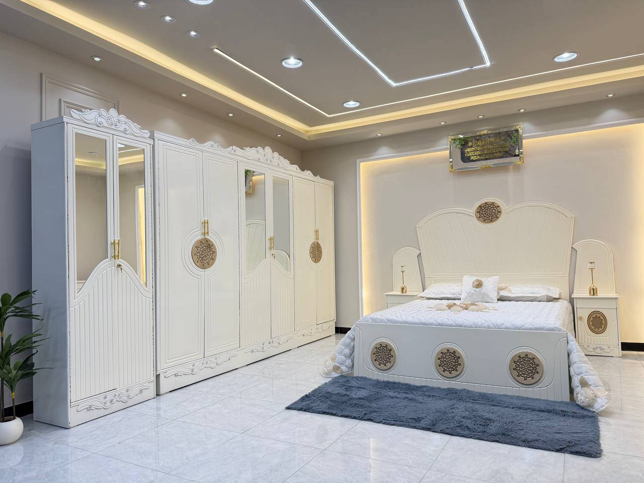 السعر // مليون و١٠٠ فقط 😍

🔅تفاصيل الغرفة المرمري  ....

 خارج ٤ملم ام دي اف 🔺
وداخل معاكس ٣ملم 
صبغ حراري  درجة اولى 

عدد القطع  ٧ قطع 😍
🔺1 //جرباية  قياس  ١٦٠ × ٢٠٠ 
🔺//ميز جانبي ايسر قياس ٥٠
🔺2// وميز  جانبي  قياس ٥٠
🔺3// زاوية ارتفاع مترين عرض ٨٠
🔺4// وميز بلازمه  
🔺5//وميز مراية ارتفاع مترين عرض ١٢٠
🔺6// وكنتور ٦ باب  ارتفاع مترين و١٥ طول ٣ متر و١٥

القطعه الثامنة حسب الطلب شازلون
سعرها ٥٠ الف ❤️

(توصيل مجاني مركز بغداد )
التوصيل يشمل الشد مجاني 🔥
(اطراف ٥٠)
باقي المحافضات حسب البعد
شازلون سعرها ٥٠ الف
شازلون مخزن ٧٥ الف


**إذا كنت صاحب هذا الإعلان وتريد حذفه لأي سبب، رجاءا أرسل رسالة إلى الدعم الفني**