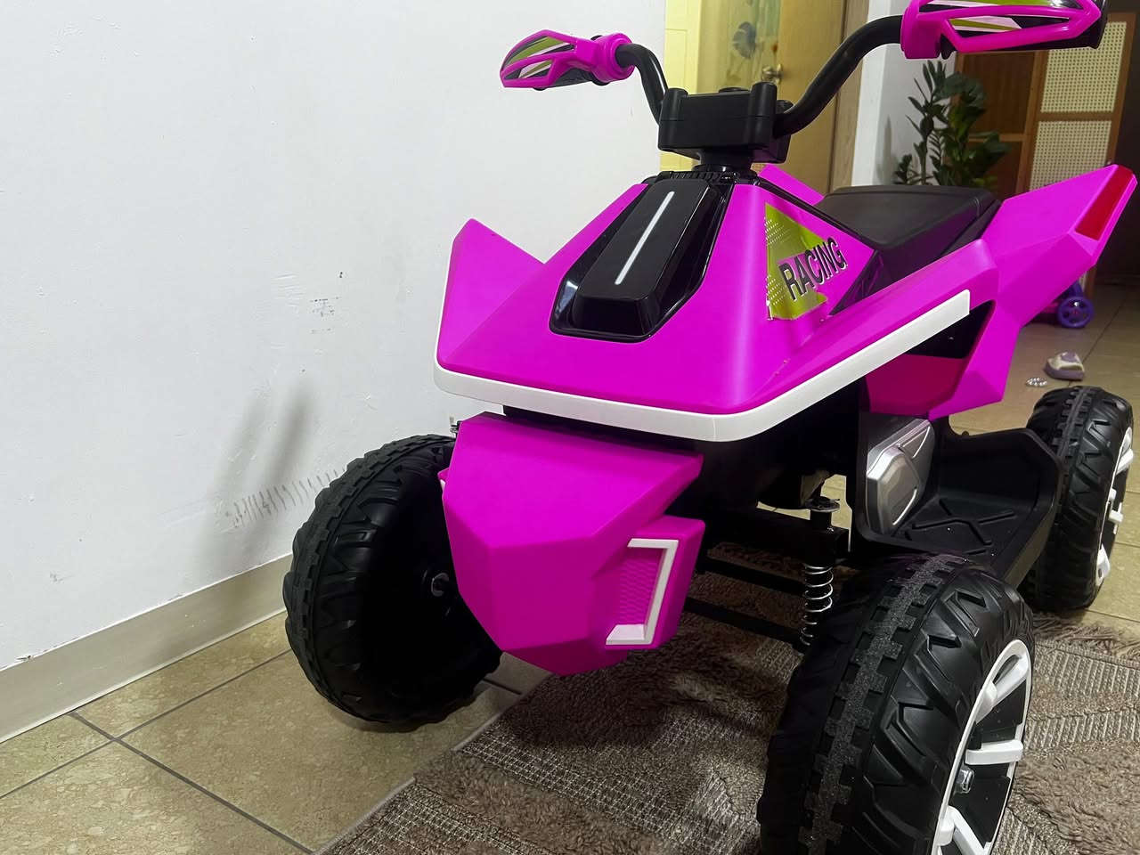 دراجة شحن
استخدام اقل الاسبوع 
عالفحص 
مع شاحنة
نظام تحكم ذاتي وريمونت
بلوتوث 
هدية اجتنه من بلجيكا
ابيعه ب١٦٥
اي خلل ترجعه
***********
