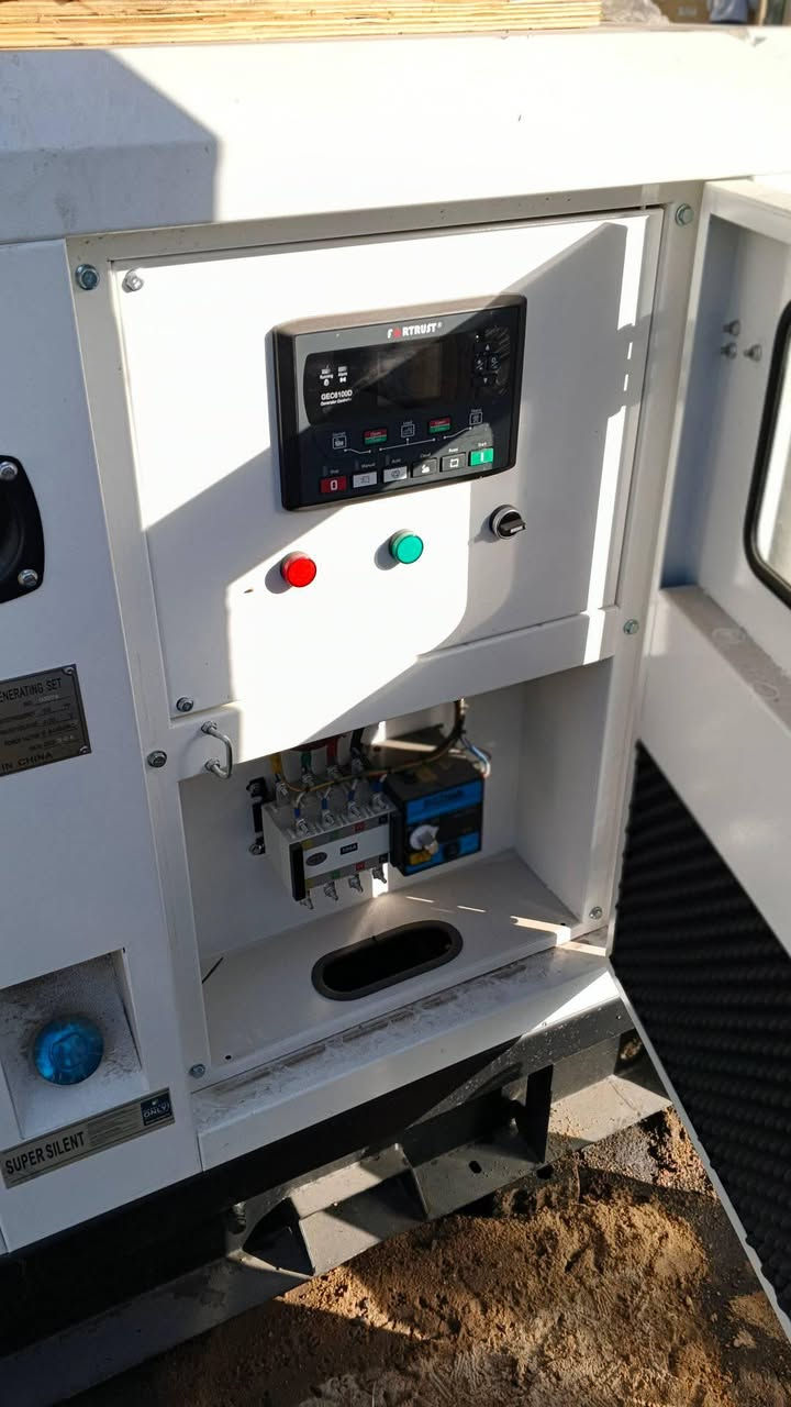 مولد62KVA وي فإن صنع شركة ازوزة ياباني فرع الصين 
1رأس التوليد ستام فورد بريطاني فرع الصين نحاس 
2مع جهاز ATSتشغيل واطفاء ذاتي 
3سوبر جارج 
4مع خزان داخلي حجم 80لتر 
5ضمان 1سنة أو 1000 ساعة عمل 
للأستفسار والحجز الأتصال 
***********
***********
العنوان الكرادة ساحة التحريات مقابل مسبح الأرثوذوكس بغداد, العراق
