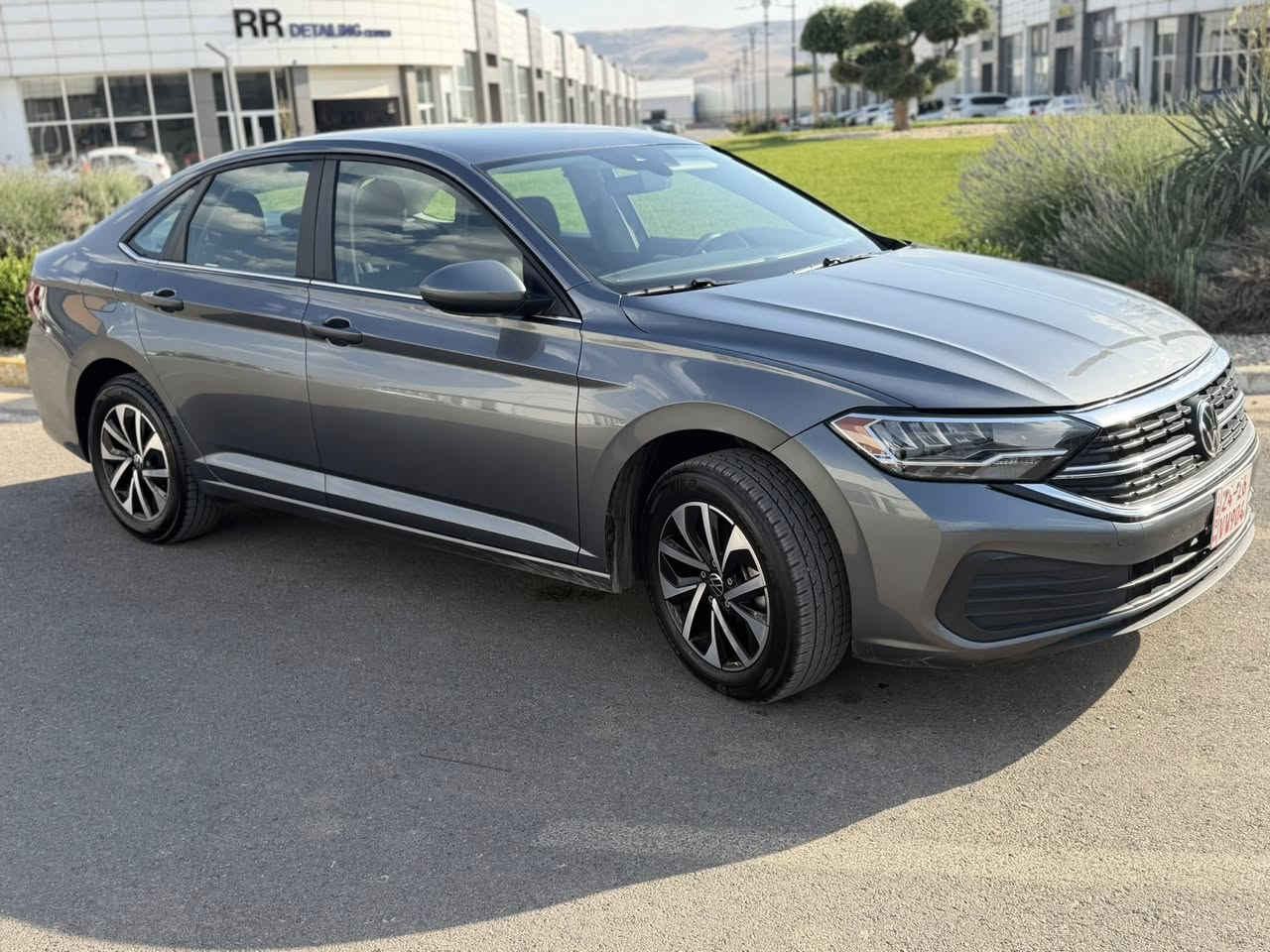 Jetta 2024 S
هەموو زانیاریەک لە وێنەکان هەیە 
تکایە سەیارەکە زۆر پاکە. 
هەر شتەو بە نرخی خۆی 
قفڵ 
128 گەڵایە 
لە سلێمانیە سەیارەکە 
کاتی ۳ مانگی لەگەڵە نەشکاوە 

3VW5M7BU3RM061028

ناوی بەدەنە نوقتەی هەبوو ٥٠٠$ بشکێنە


**إذا كنت صاحب هذا الإعلان وتريد حذفه لأي سبب، رجاءا أرسل رسالة إلى الدعم الفني**