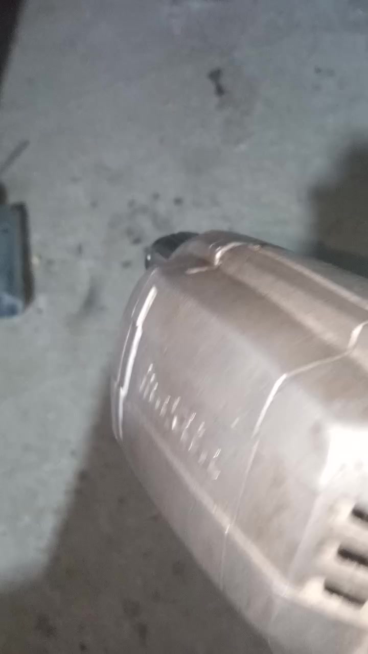 دريل ماكيتة ياباني بلادي ونظيف طوبة اصلية ما دخل تصليح على الفحص
