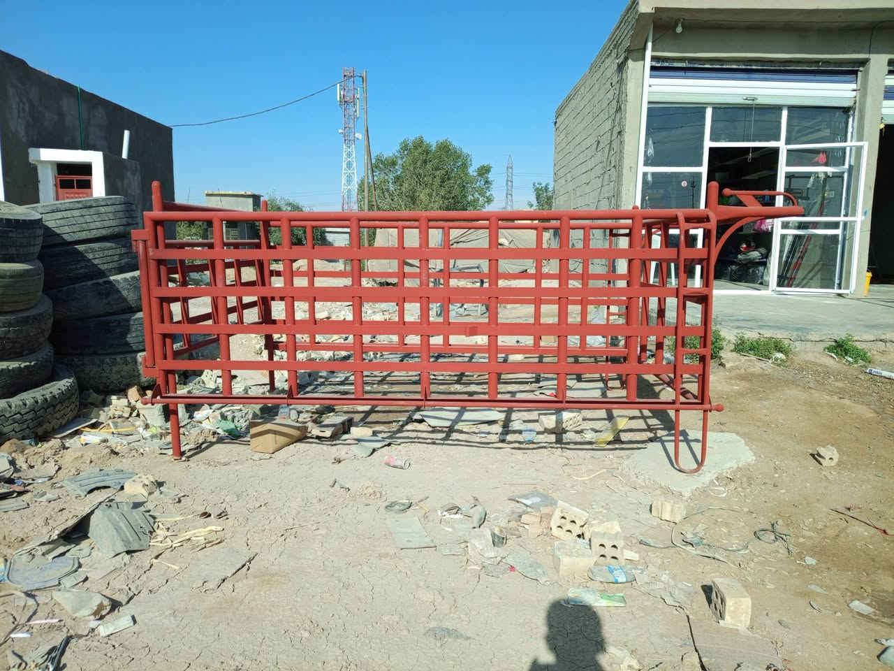 السلام عليكم اخوان لبيع محجر كيه نثيه مكان بغداد تقاطع نهروان ***********
