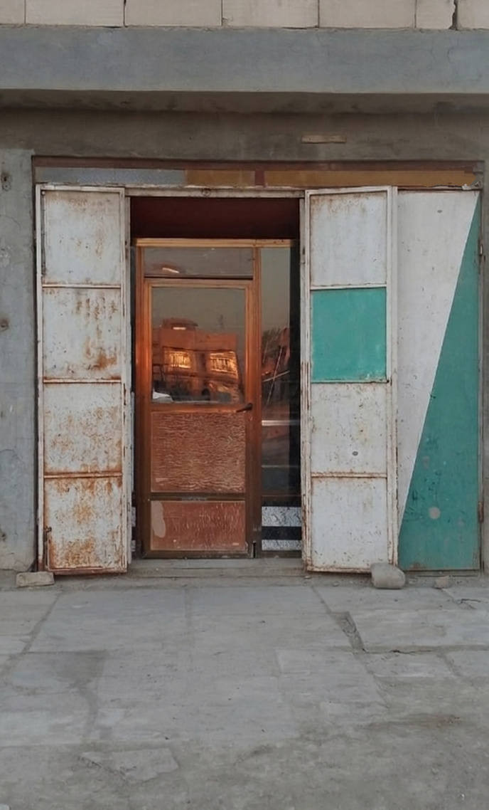 🔹 يوجد محل للإيجار بسعر مناسب جداً 🔹

📍 الموقع: بضهر شارع 80 – حي العسكري

💰 السعر: 50 الف فقط شهرياً

اذا مع البرادات والمجمدة ب 100 الف فقط

للاستفسار يرجى التواصل على رقم الهاتف ***********
