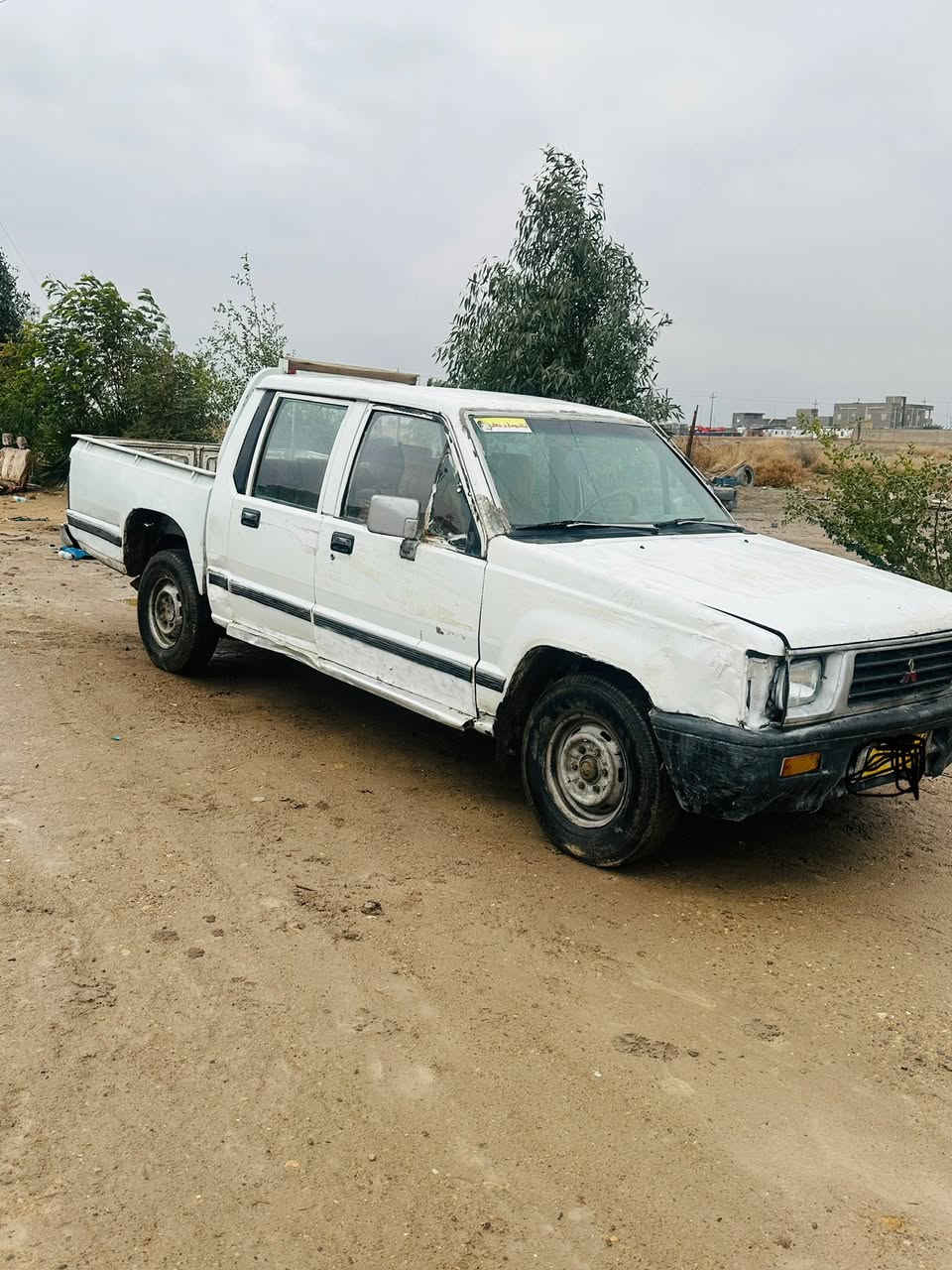 سلام عليكم للبيع بيكم مستوبيشي اوتماتيك  تخم تاير جديد باتري جديد تبريد شغال مكينه وكير مكفولات رقم ذي قار سنويه منتهيه السعر30 وبيهه مجال  المكان البصره القرنه الهاتف ***********
