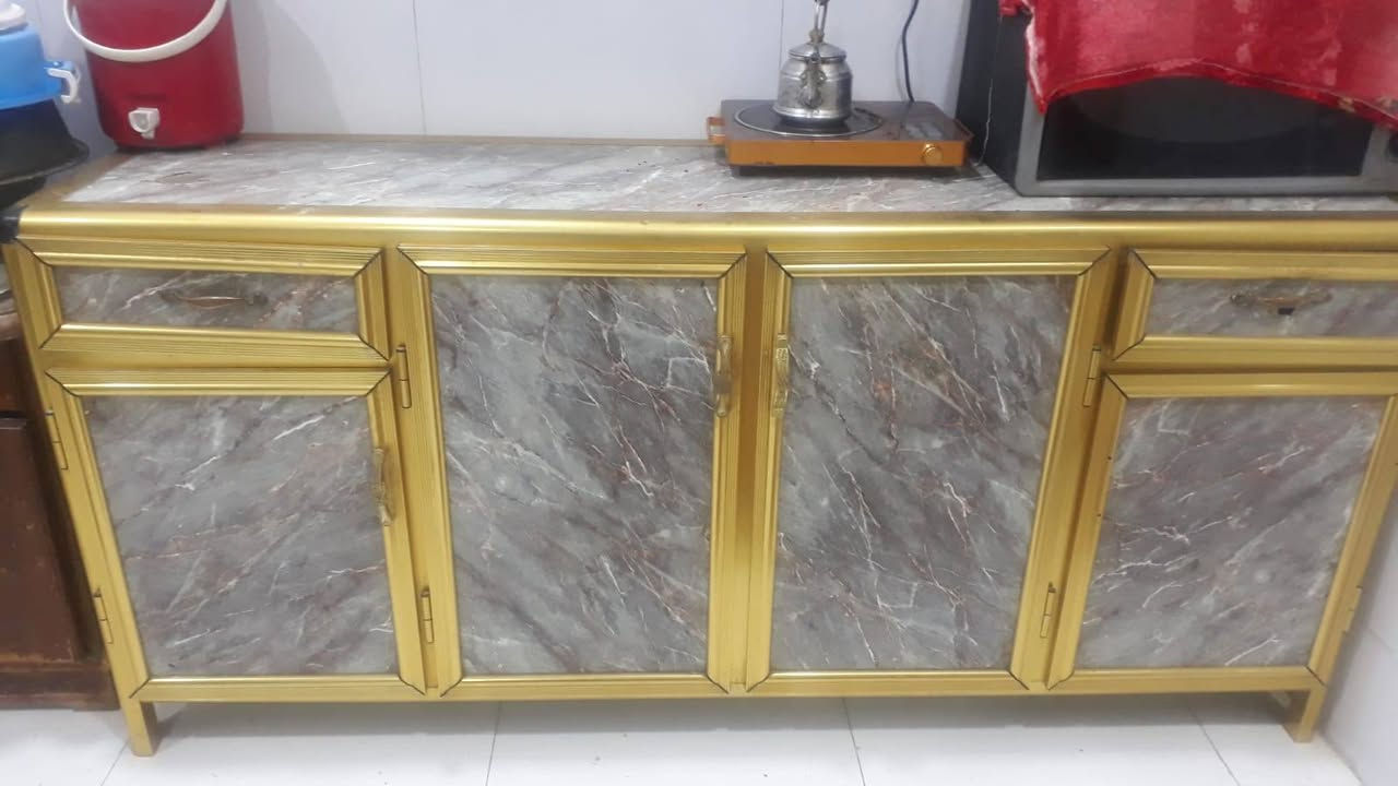 السلام عليكم كاونتر نظيف نوعيه جيده مومال سوك السعر300اوبي مجال ***********الاتصال
