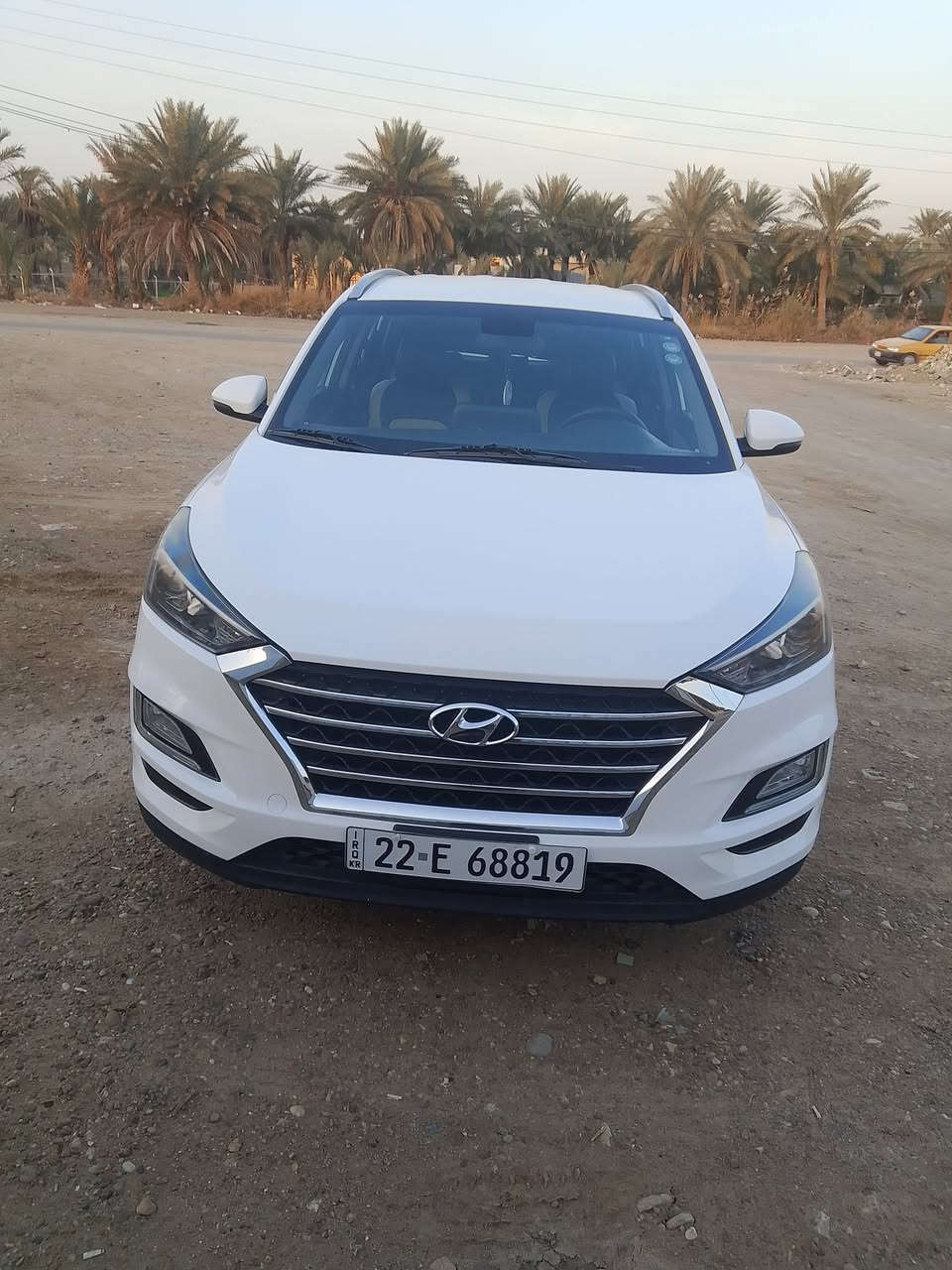 سلام عليكم توسان 20للبيع
السعر 208وبيه مجال بسيط  بيها رصعه بل جنطه 
واضحه بل صوره 
مكاني بغداد حي الجهاد 
***********
