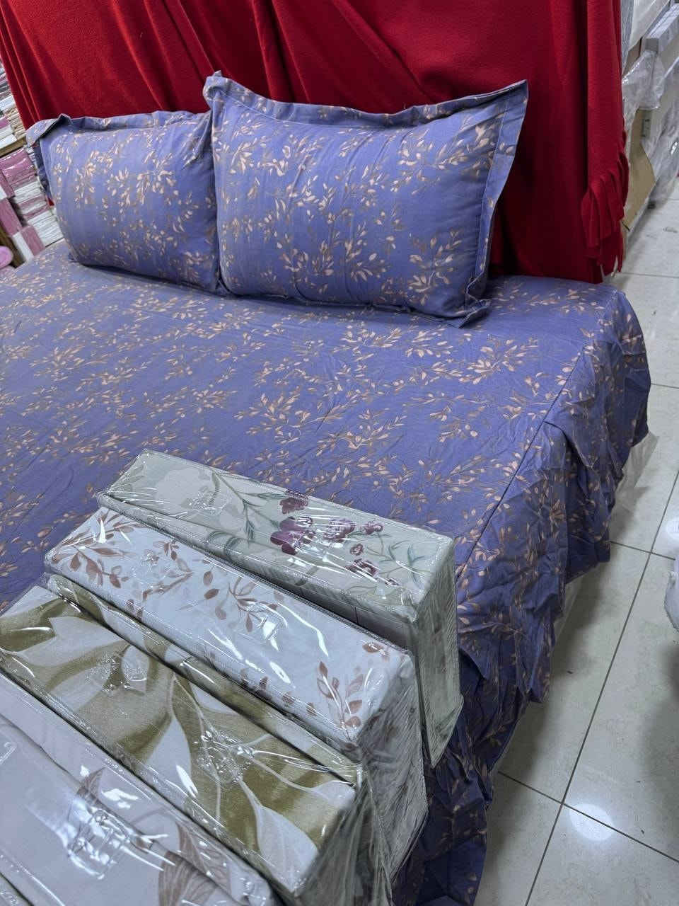 شرشف نفرين مشجر قطني خامة ثقيلة ممتازة 🔥❤️ لاستيك كركش  مع 2 وجه مخده مشجر .
السعر 15 الف✅
توصيل داخل بغداد ٥ الاف


**إذا كنت صاحب هذا الإعلان وتريد حذفه لأي سبب، رجاءا أرسل رسالة إلى الدعم الفني**