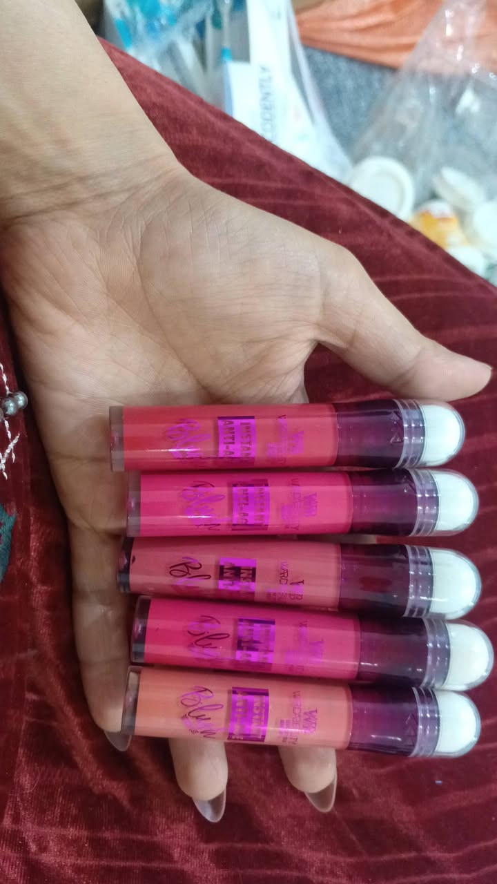 متوفر 190 قطعة نفس هاي الصور سعر القطعة الف  لكن شلعة ويجوز اقل شوي العدد ونهائي ماكو اكسباير وكولهن علامات تجارية


**إذا كنت صاحب هذا الإعلان وتريد حذفه لأي سبب، رجاءا أرسل رسالة إلى الدعم الفني**