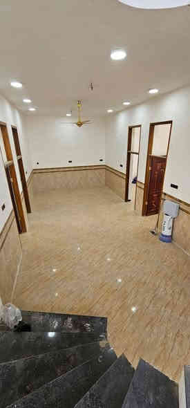 بيت للبيع يقع على طريق الدغاره مقابل مشتل الربيع مساحه ٤٥٠ متر  كافه الخدمات للاستفسار ***********
