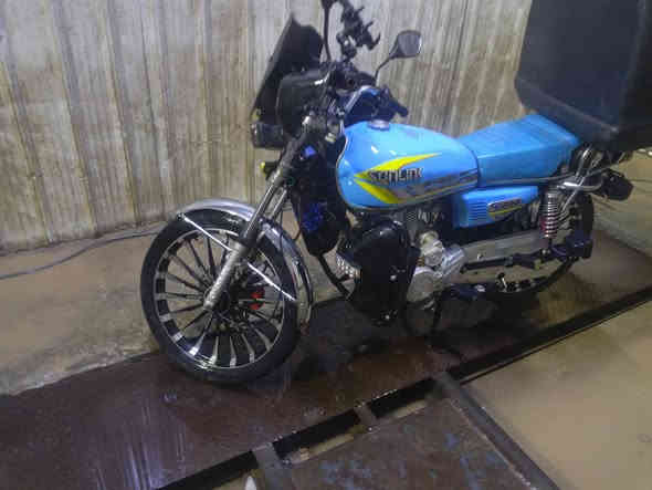 سلام عليكم دراجه إيراني للبيع 
موديل 24بنهايته كامله منقصه أي شي
سعر 750وبيه مجال عنوان جزيرة بغداد السياحية
***********
