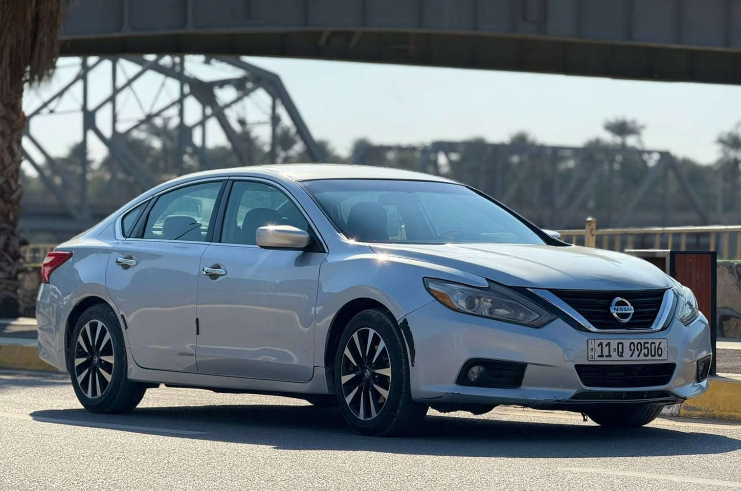 السلام عليكم

نيسان التيما 2018 رقم بغداد 

المواصفات

بصمة تشغيل

بصمة ابواب

مانع انزلاق 

تشغيل عن بعد

تحكم استيرن

مثبت سرعة 

كشن كهرباء

كاميرا خلفية 

ماشية 203الف كيلو متر

الحادث موضح بالسونار بدون دواخل نهائياً  بدون ايرباك كلة سليم 

السيارة  جاهزه هزة و سنويه جديدة شادلهة براد گير مع بصمتين

السعر123 

المكان ديالى /بعقوبة  للاستفسار الاتصال
***********
