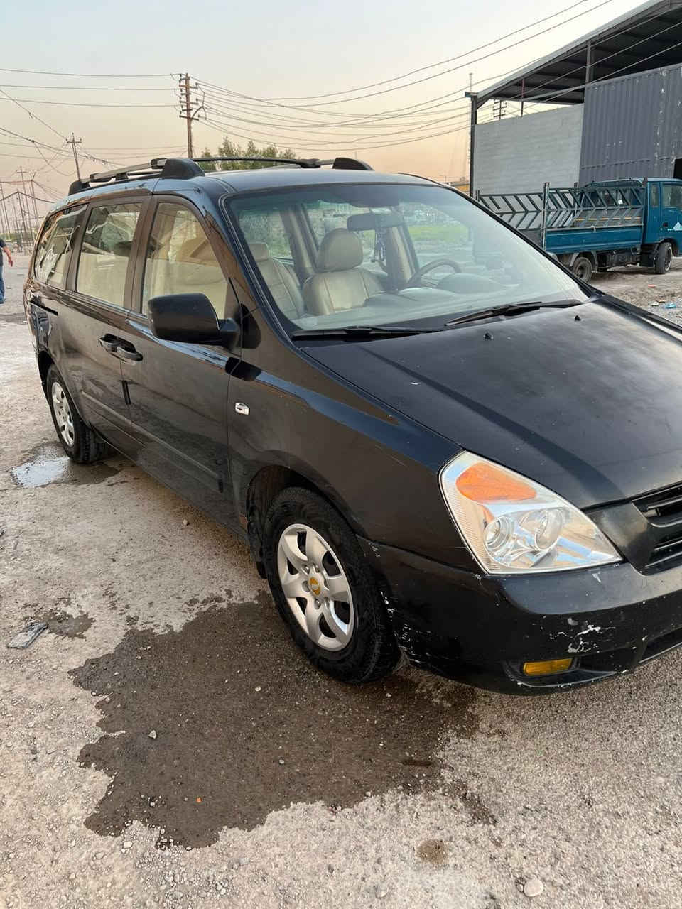 للبيع كيا سيدونا 2007 🚗
السيارة بحالة جيدة جداً ومكفولة فحص:
✅ محرك خير من الله 6سلندر 3800
✅ كير خير من الله
✅ حدادية فول
✅ تبريد 3 قطع
✅الداخل جلد كل المقاعد 

ملاحظة: بيها ضربة بسيطة بالجاملغ الأمامي عكس جهة السايق، وتأثيرها فقط شكلي مثل مموضح بل صورة 

السعر 99 ورقة مال مستعجل لان خواتهة سعرهن غير شي ..
وبيهة مجال بسيط

📞 للاستفسار: ***********

غير متواجد على الفيس، الاتصال مباشر
