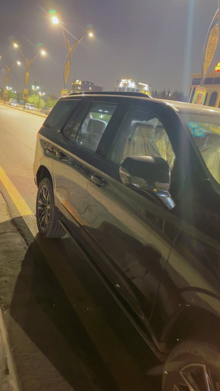 كديلاك خليجي مديل 2023 مغلفه السياره فول موصفات عدا المساج  ماشيه 44 السياره كفاله عامه عدا الباب بيهه كرت اثر طلقه وصور طلقه موجوده   السياره جديده لوك     السعر 755 بيهه مجال الطيبين عنوان الامين شارع النواب 
*********** بيع فقط بدون مرواس
