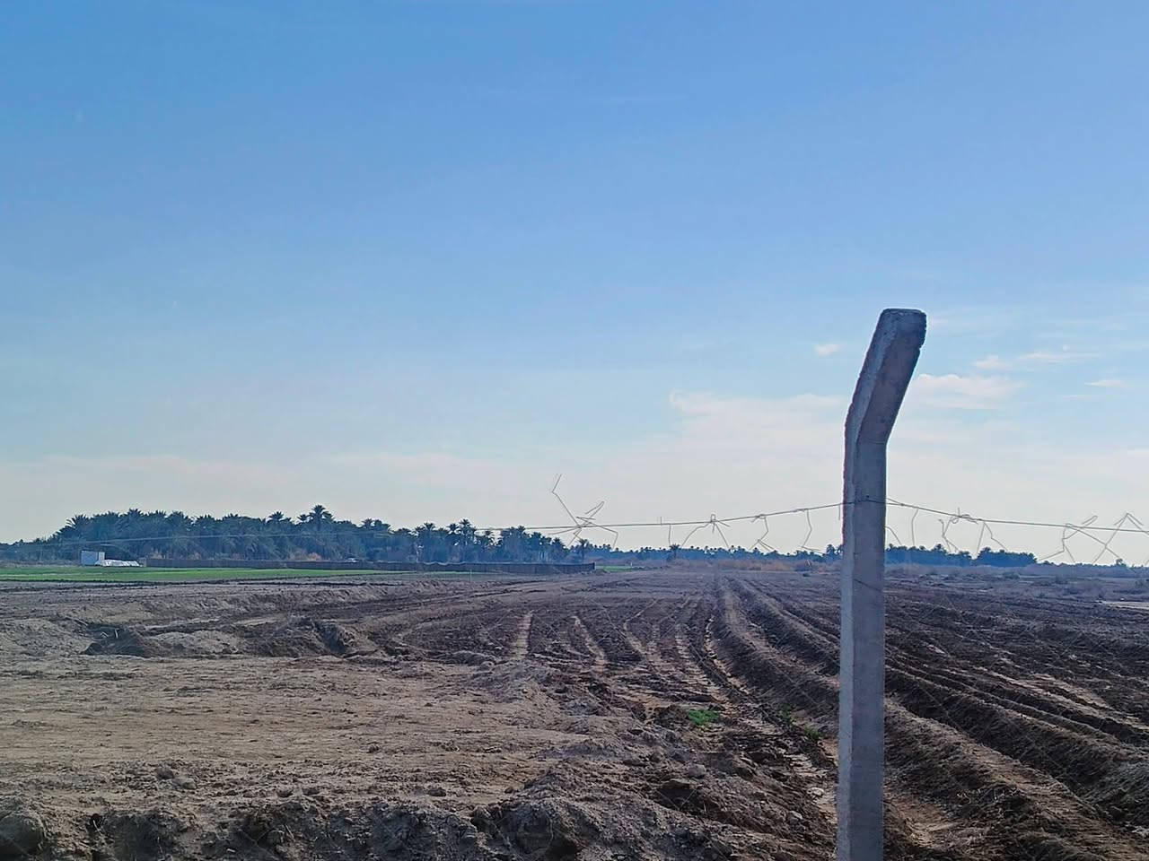 أرض طابو زراعي لبيع مساحه 10دونم هور جبور قريه الحجام ع شارع التبليط مال الحجام متوفر ماء وكهرباء 
سعر الدونم الواحد 10 وبي مجال 

الاستفسار الاتصال ع الرقم ***********
