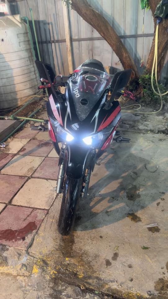 دراجه دايوانR200دراجه مكفوله وشغاله مرقم تحويل سنويه باسمك ماشيه24لبيع ب16ورقه مكان بغداد***********الكاظميه
