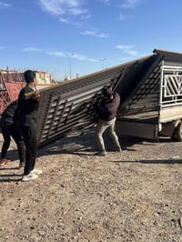 أبواب شبابيك • تجهيز بيوت • سيطرة الحجاج