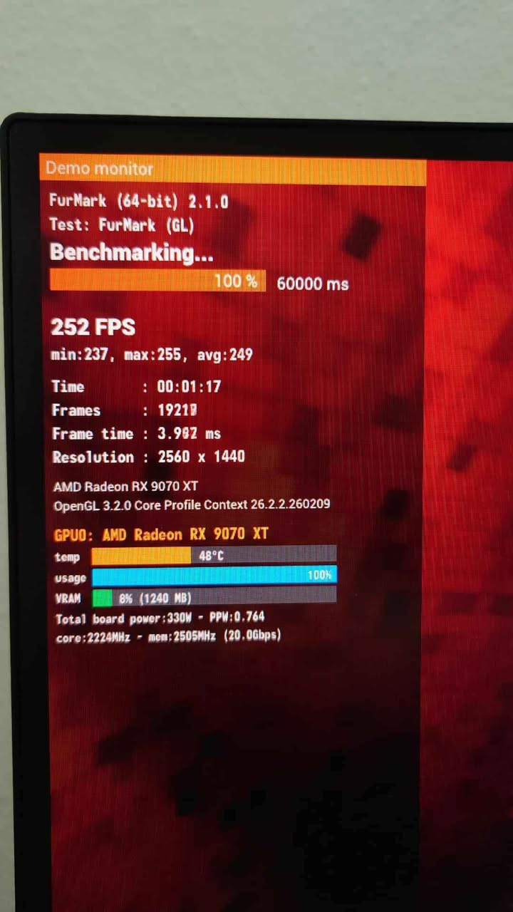 كرت شاشة rx9070xt 
استخدام قليل جدا حرارته جدا ممتازة هو وملحقاته وكارتونته كامل شخط مابي 
السعر 1100 بغداد, العراق


**إذا كنت صاحب هذا الإعلان وتريد حذفه لأي سبب، رجاءا أرسل رسالة إلى الدعم الفني**