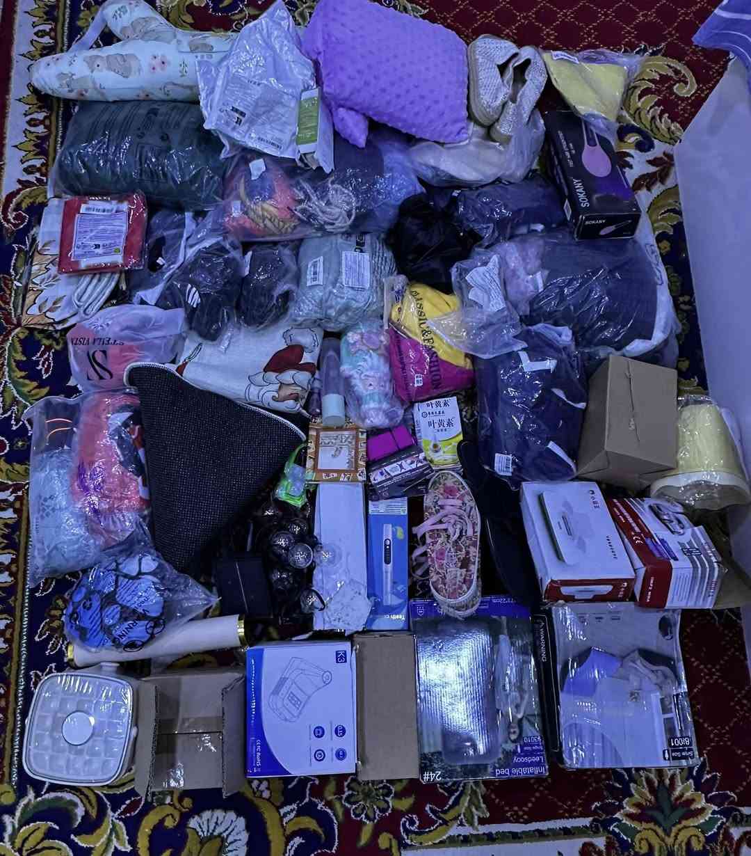 حبايب عندي هاي الشلعه بيه 60قطعه وزايد بيه خير الله من زاد لان ماحسبت كل القطع كل قطعتين حسبت قطعه الي يريده  اب 100 بيهه خير من الله 
@إشارة للجميع


**إذا كنت صاحب هذا الإعلان وتريد حذفه لأي سبب، رجاءا أرسل رسالة إلى الدعم الفني**