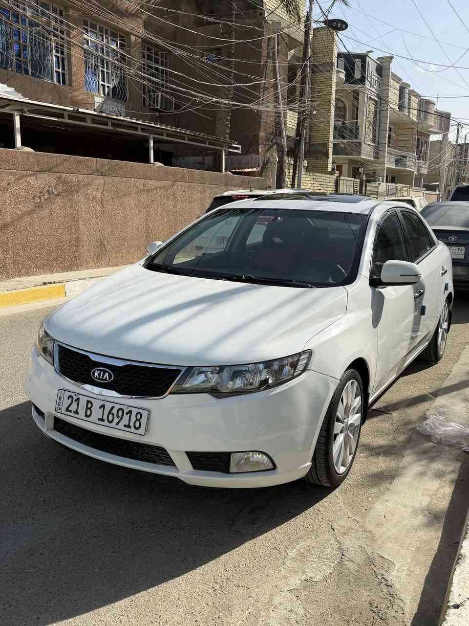 السلام عليكم كيا سيراتو 2012السياره فول بيه باب السايق فقط صبغ وبيه طخه مصلحه السياره جاهزه مابيه نقص رقم اسليمانيه تحويه ثاني يوم السعر 110 رقم الهاتف ***********  غير متواجد على الفيس بوك
