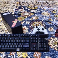 ملحقات للبيع ابيعن شلع يدة سيرس اس اصلية يرادلها قبق بل صورة موضح و بي...