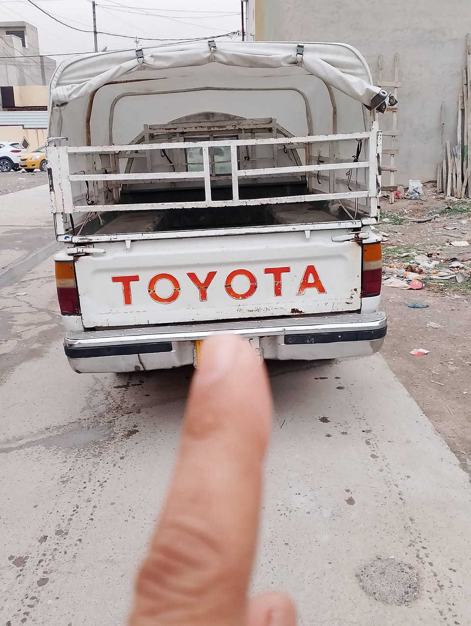 السلام عليكم للبيع شرط تحويل
بيكم موديل 94 
محرك اكروسيده كير اكسن شرط
تخم تاير 
طخمها زين 
صبغ بوند فقط وتصليح باب الخلفي فقط 
سياره جاهزه 
رقم صلاح الدين الماني
السعر 60 بيها مجال شراي اتصل
***********///***********
