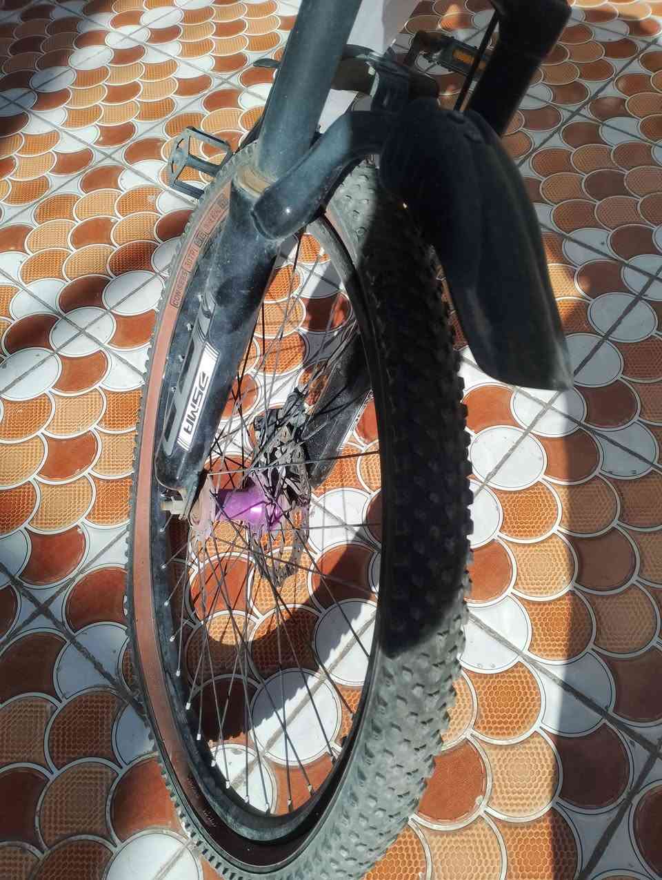 باسكل رياضي جبلي لون ابيض ياباني جديد حجم 26-28 عنوان بغداد زراعي مال شعب حي المهندسين الي يحب يراسلني خاص ويدلل 👍🏿


**إذا كنت صاحب هذا الإعلان وتريد حذفه لأي سبب، رجاءا أرسل رسالة إلى الدعم الفني**