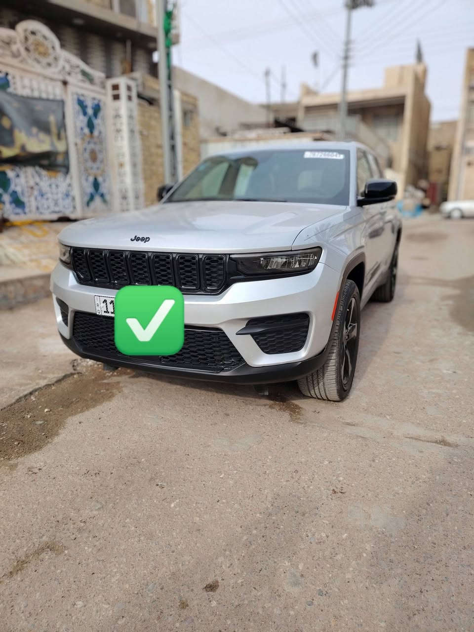 السلام عليكم جيب لاريدو موديل 2023
السياره مكفوله كفاله عامه فقط لحيه الدعاميه الاماميه  ماشيه 26الف مواصفات نص فول رقم بغداد 5راكب العنوان ميسان العماره الاستفسار الاتصال على الرقم ***********
