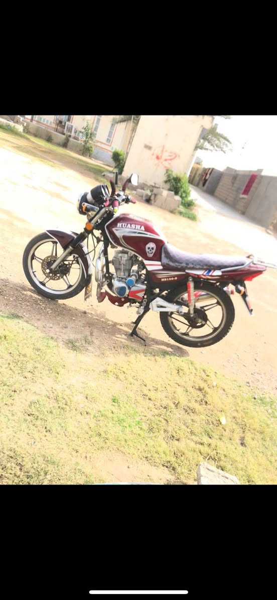 موطور هيوشه موديل ١٧محرك مامفتوح أوراق كامله شغال نكرة صلف سعر ٦٥٠ بي مجال مكان رمادي شارع المعارض 0781 715 3624
