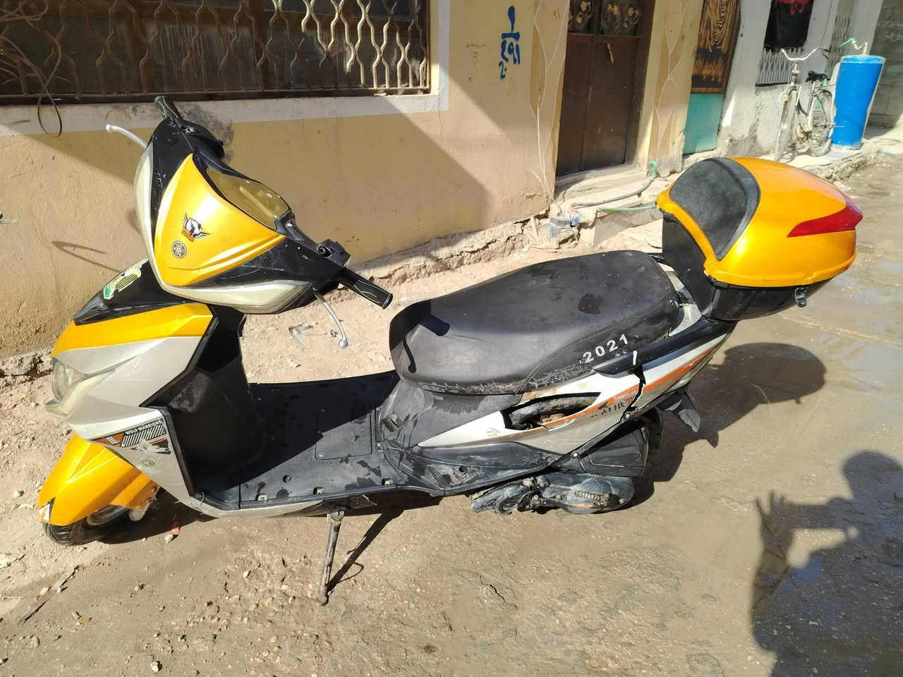 دراجه للبيع كربلاء موديل 2021 شغلة سلف هندر كاملة سعر 300 ***********
