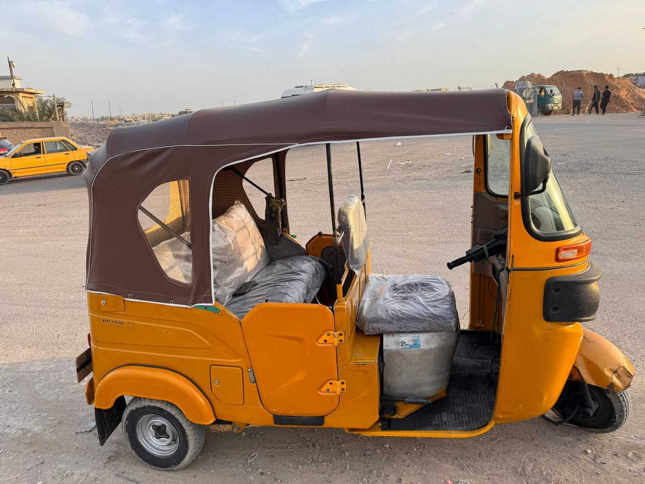 سلام عليكم تكتك للبيع 21 شهر ٦رقم وسنوية تحويل ثاني يوم السعر 7 شراي يتصل *********** مكاني سبع قصور
