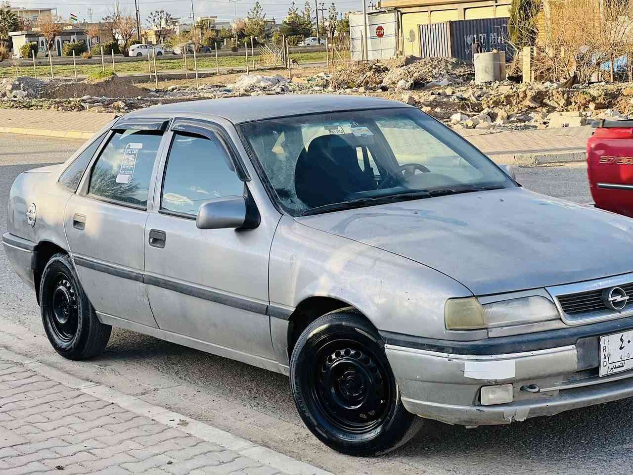 سه ره تا به ناوي خوا
ئوپل  موديل٩٤مه كينه ١٨ توماتيك    سه ياره كه مزا يده يه   كتا بي خوي له گه لا يه بئ سه ره تا نيه   ئالتوني بازار   كامل له ش به شه رت  خايسي نيه سه ره ده بلي بو دروسه نه كراوه هه موگياني له سه ر ده قي شه ريكه يه سه ياره كه زور بي ته قه و ره قه يه زور جايزه دينار مه سره في نيه له ره سمه كان زور جوان تره سعريشي ٢٥ گه لاو  معامه له يه كي برا يانه    
ژم.***********
ژم.***********
