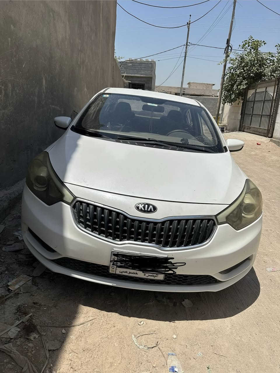سيراتو مديل 2015
دوش 1600 ماشية 190 الف

رقم بصرة 

سيارة بيها مدكر شبرين ودحچات 

كير محرك مكفول 

تبريد ثلج 

سعر 118 

مكاني البصرة ***********
