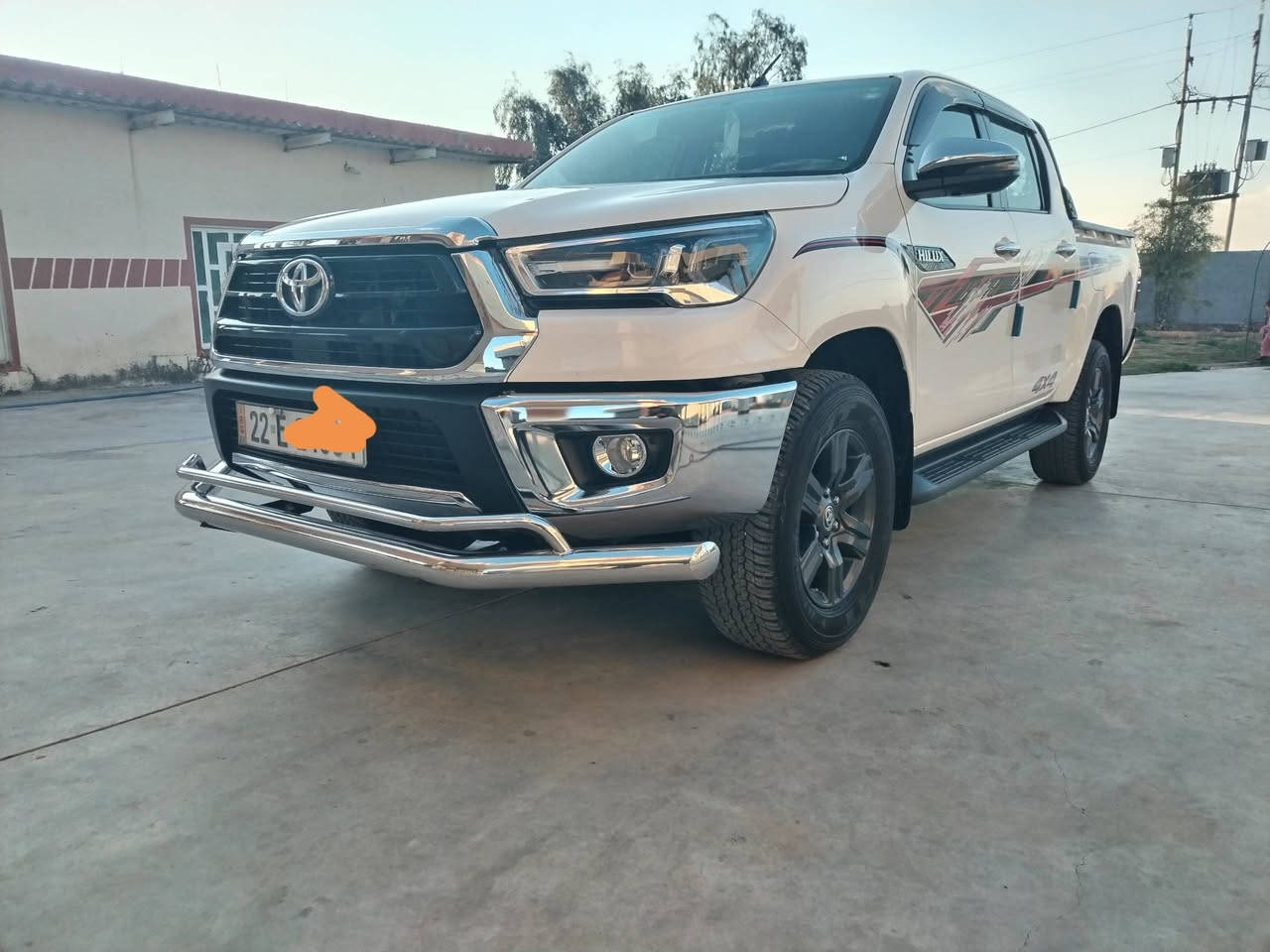 السلام عليكم
هايلوكس شركه ساس
موديل 2023
مكفول كفاله عامه
فول مواصفات
سياره جديده 
السعر 340$
 واسط الحفريه 
الشراي يتصل
***********
