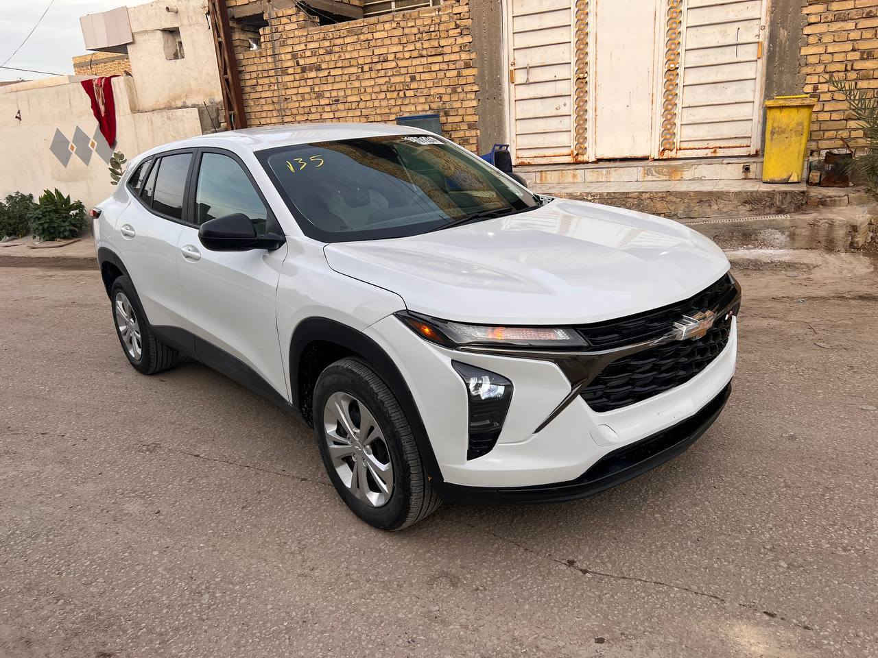 شوفرليت تراكس موديل 2024 دخول جديد تترقم جميع المحافظات سياره عزل ومتانه واقتصاديه جدا جدا تحديد مسار اوتو ستوب رادار أمامي شاشه متصله كبيره وكاميرا خلفيه فول HD سياره حلوه وعاليه وموديل حديث حادثها بالنبيد وصبغت ويا جاملغ أثر خدوش السعر المطلوب 135 ورقه وترهم مراوس بسياره سعرها اقل مكاني بابل الشوملي ***********
ملاحظه سعر الترقم للتراكس 11 ورقه
