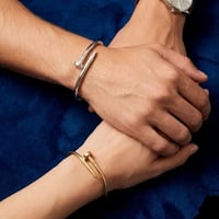 اكسسوارات شخصية • للبيع