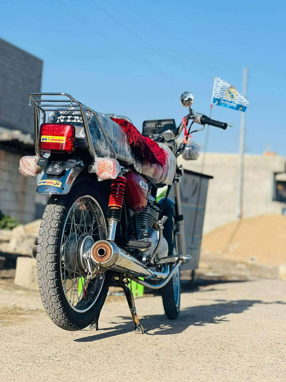 السلام عليكم شباب نامه للبيع موديل 26 محدثه 27 للبيع كفاله عامه كهربائيات كلهة شغاله السعر 750 وبيهة مجال تواصل خاص مفتوح والرقم ***********
