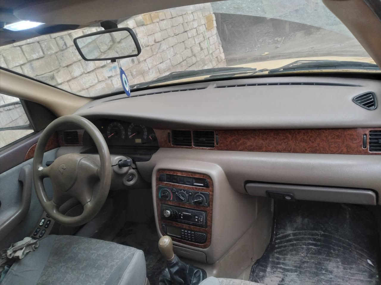 السلام وعليكم شباب البيع سمند 2012 بسمي مشروع وطني تحويل ثاني يوم محرك كير خير من الله كهربايات كولهه شغاله رقم بغداد دولي سعر 43 ورقه وبيهه مجال رقم الهاتف ***********
