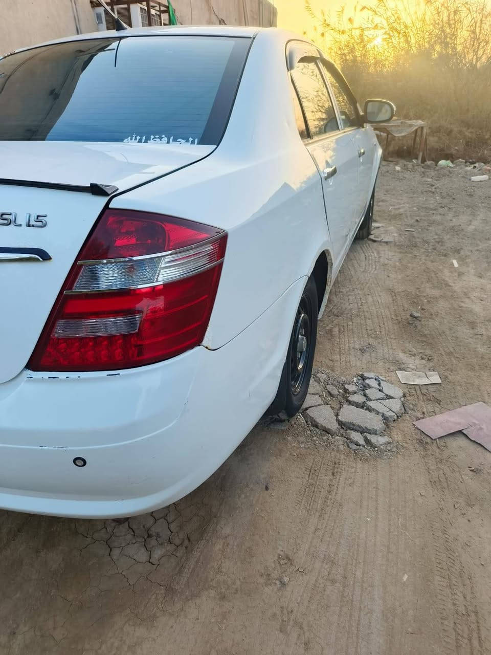 السلام عليكم 
جلي موبل 2012 السياره مكفوله لاتبديل ولا صبغ ولا ضربه  مكينه وكير جدد تبريد ثلج ❄ تخم تاير جديد غرفه جديده رقم نكليزي وهزه جديده شرط التحويل المكان ذي قار سوك الشيوخ 
السعر60وبيها مجال 
رقم صاحب السياره***********
