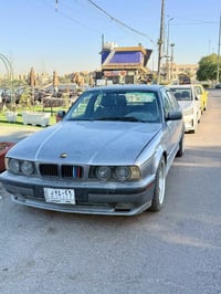 535 عليها 44 مي  السياره كلشي بيها جديد ابيع فقط 07709044459