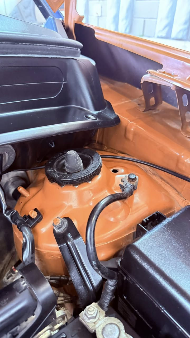 كيا صول خليجي ٢٠١١ فول مواصفات الشركة الدوليه 
محرك دوش ١٦٠٠ سياره جديده ونظيفه ماشيه ٩٢  الف حقيقي دك جرص ب ١٢٠  السياره مكفوله بدون صبغ فقط بارد بسيط 
السعر ١١٠ بيها مجال بسيط
رقمها بغداد بسمي في حي الاعلام 
***********
