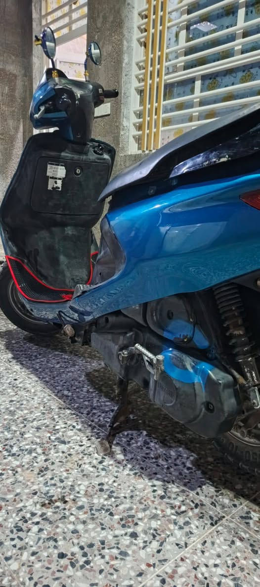 سلام عليكم فراشه حاويه فول ملاح  كفاله من  كلشي شغاله بيها محرك شرط كفاله سبانه ما لايحته  رقمي ***********4
