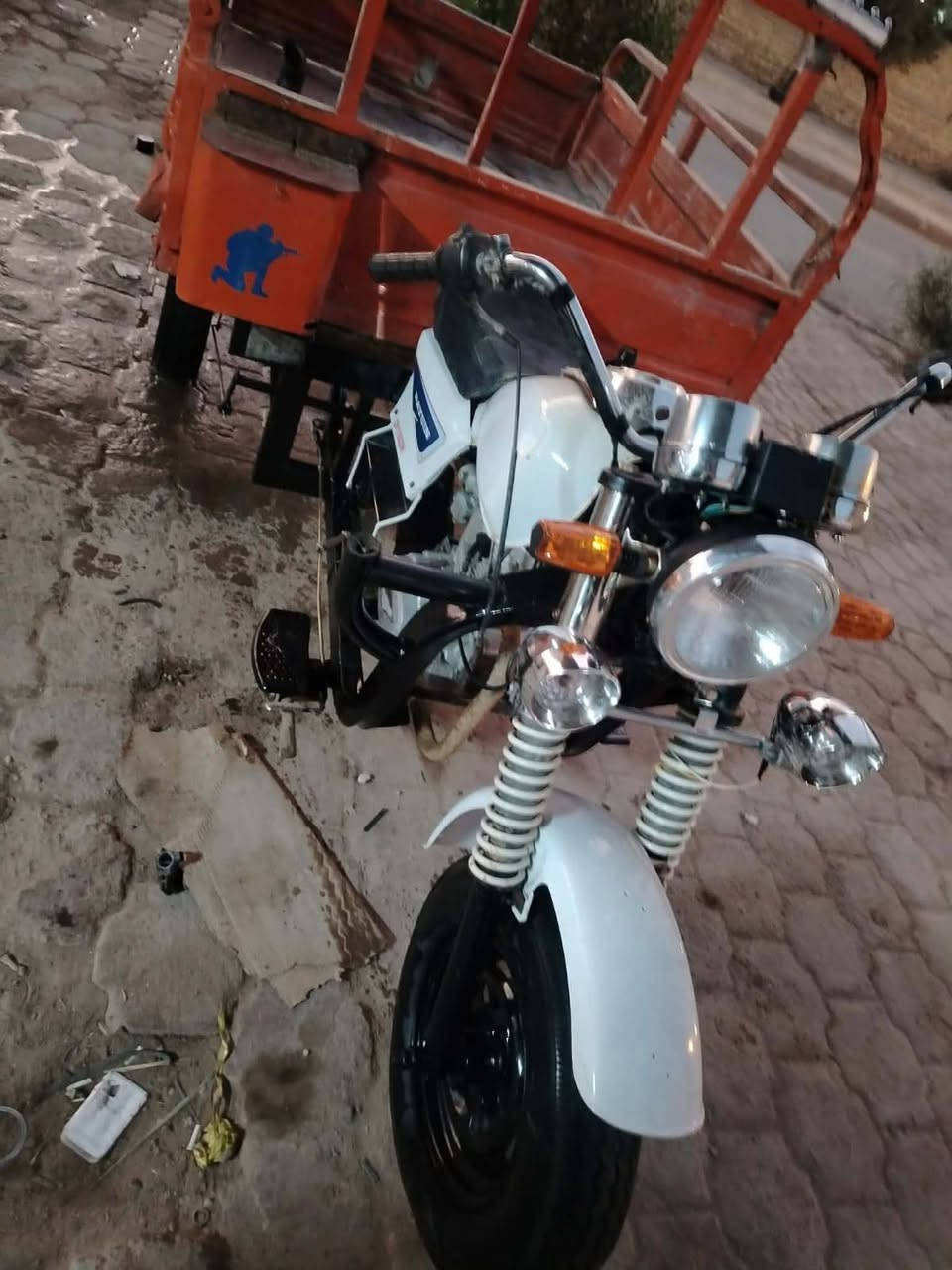 سلام عليكم ستوتة مديل 17 للبيع فلنجات جدد بانزات جدد ملف جديد كفت شحن جديد كلة جديدة المكان الناصرية مركز حي اريدو السعر مليون و275 الشراي بخدمتة الرقم ***********
