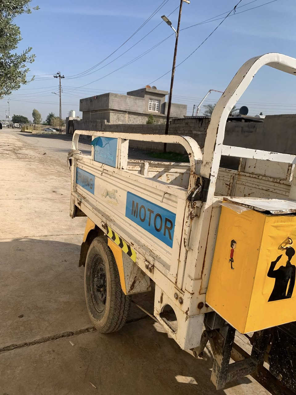 سلام عليكم للبيع موديل ٢٢محرك ٢٣فحل عالي اوراق اصولي ركبة شاصي كلة مكفول السعر ١٣٠٠وبيهة مجال حك الجية مكان ديالى دلي عباس شروين هـ***********
