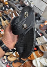 شحاطة رجالي • مقاسات ٤٠-٤٥ • إيراني درجة أولى