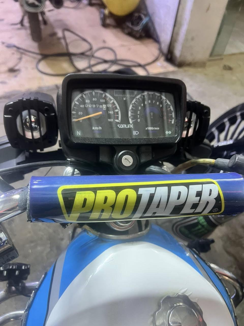 للبيع سونليك 
موديل ٢٠٢٣ 
محرك كهربائيات كله بشرط
اوراق منفيس كامل 
سعرها ٥٧٠
مكاني كركوك تازه 
للاستفسار ***********
