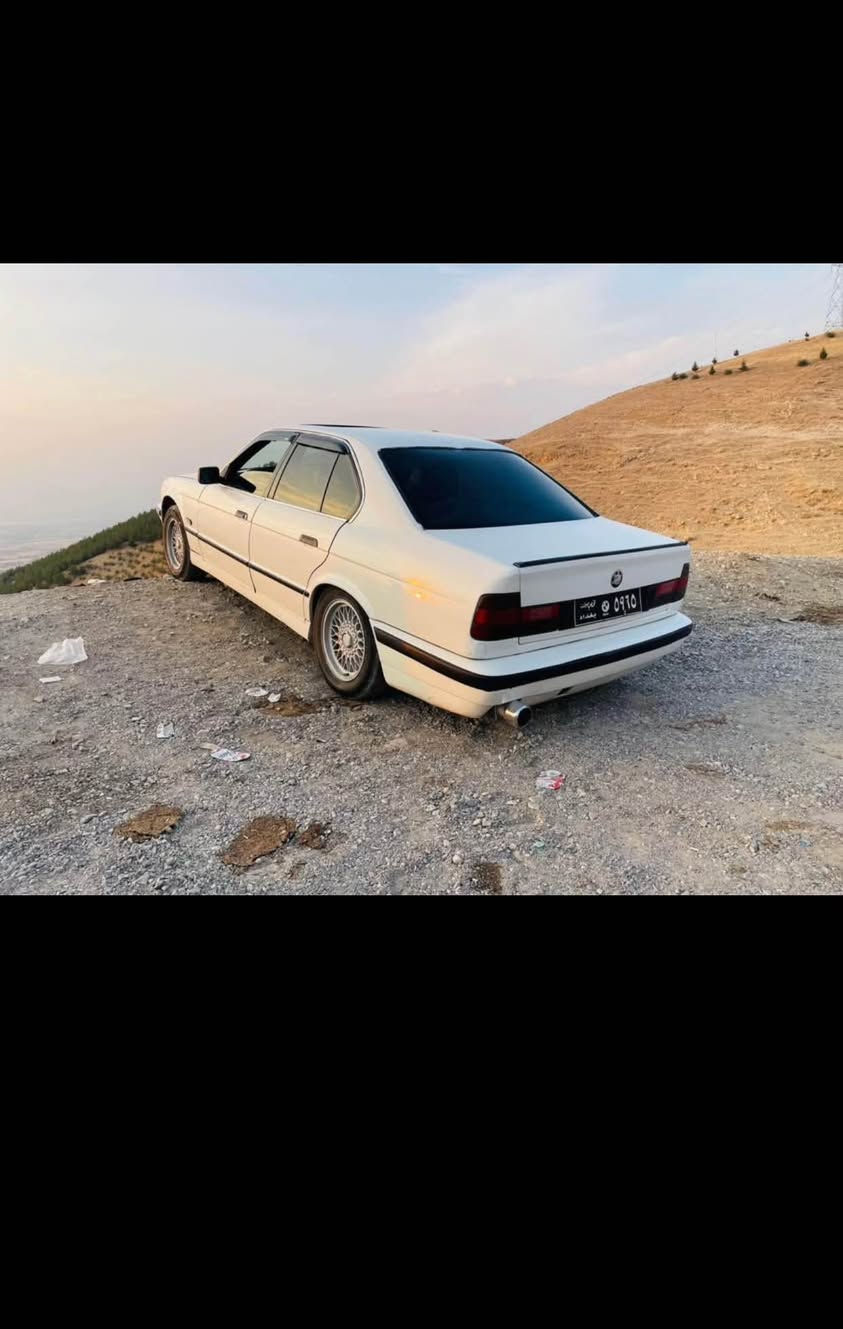 bmw 520 u 3ady jam karabaw slaytu tabryyd 
armi plastyki slimani 38 kami majal bo zanyare zyatr *********** حلبجة, السليمانية
