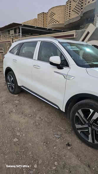 سلام عليكم
للبيع سورنتو 21خليجي رقم بغداد انجليزي تحويل ثاني يوم بأسمي 6سلندر7راكب تخم تاير جديد تبريد 3قطع حساسات امامي وخلفي  بصمه تشغيل عن بعد يدات بصمه اربع انظمة قيادةاشاير مري كشنين كهرباء شاشه مانع انزلاق دشبول الوان تحكم ستيرن صندوك كهرباء شحن واير لس السعر 270 
***********  
السيارة بيها بارد قليل 
مكان السياره ذي قار الشطرة
