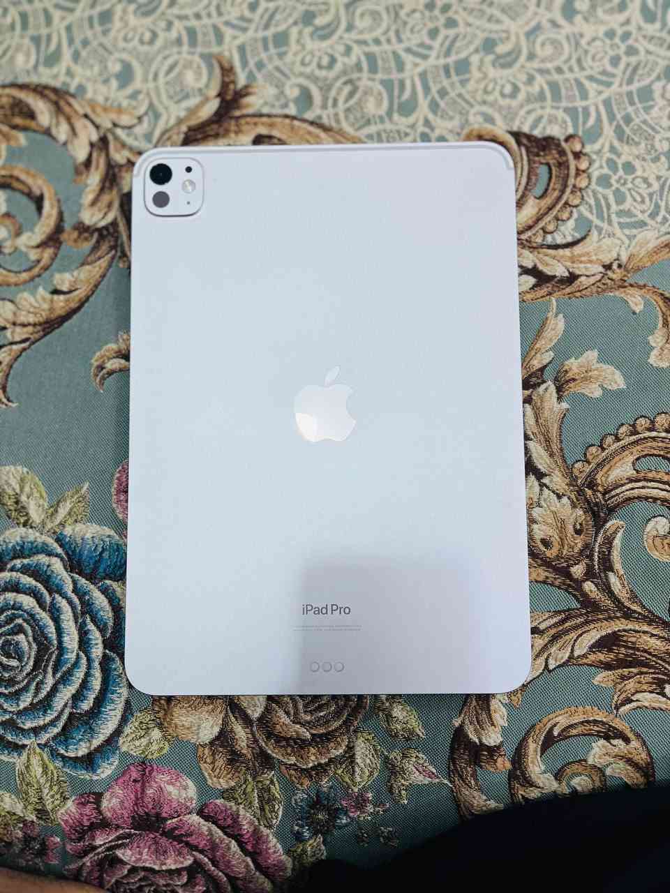 بلي برو m4 بطاريه ٩٨ 

النظافه ١٠٠٪؜
السعر مليون وخمسين مجال 
مكاني بابل القاسم
للاستفسار فقط ***********
