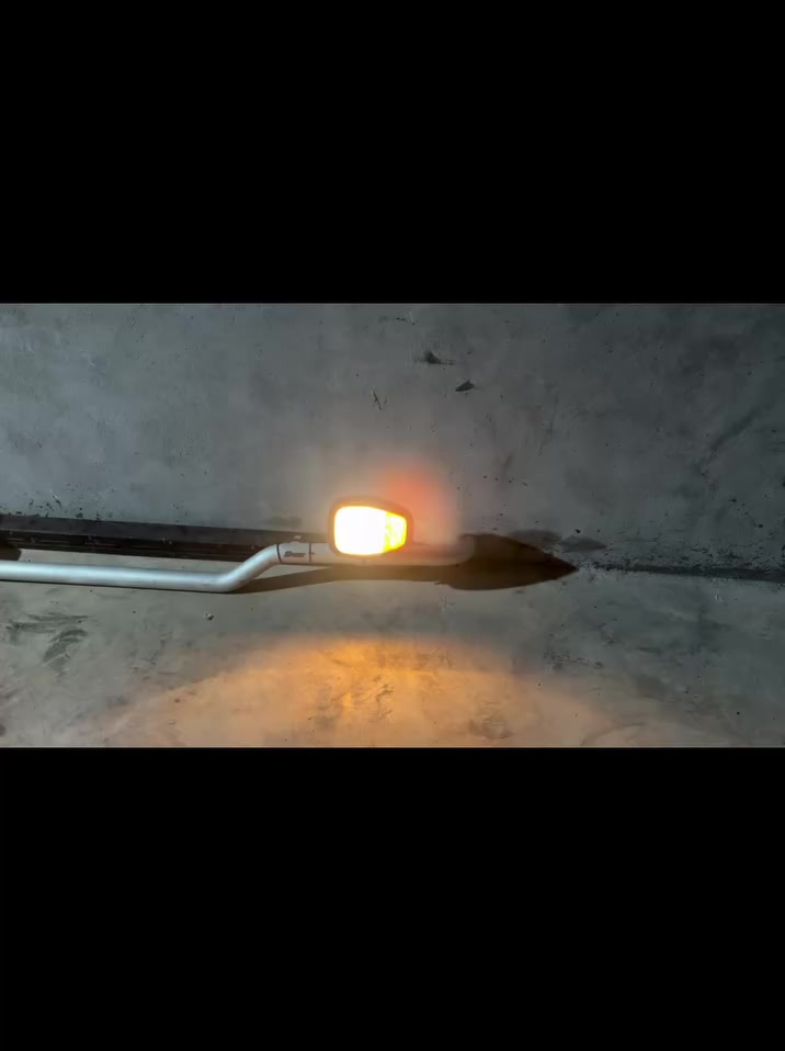 بوري ئه وروپي لوك لوك بوفروشتن كامله له گه ل ئه وئه شيايانه ي له گه ليتي هه موي ئه وروپي لوكه ژ/م*********** وه تساپ
